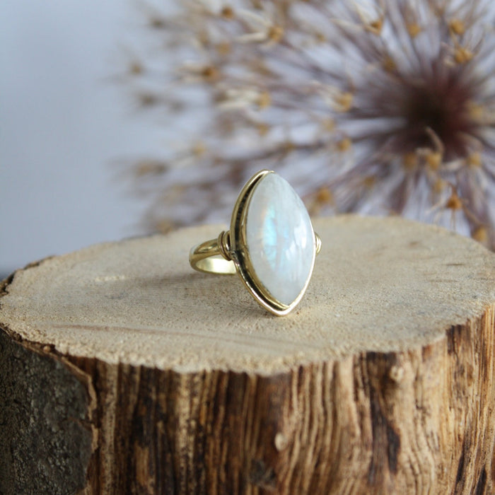 Nayali Ring_boho at heart_Moon stone Mondstein