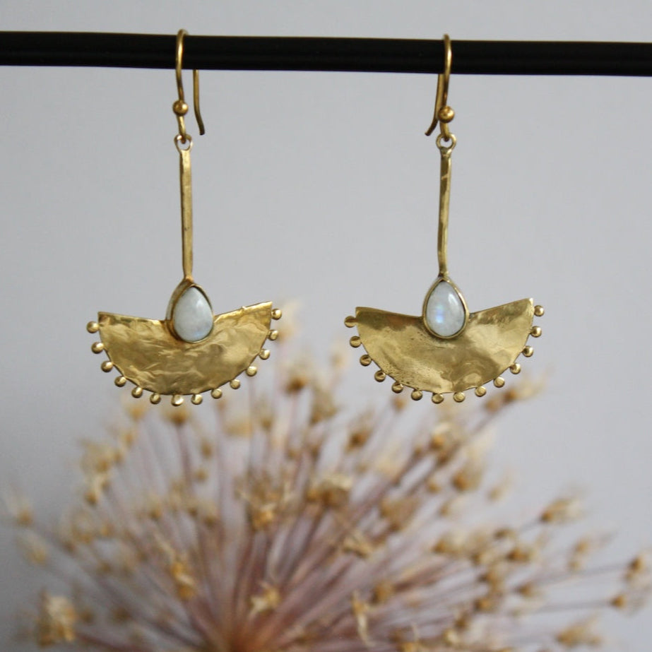 Soma Ohrringe Moonstone Messing